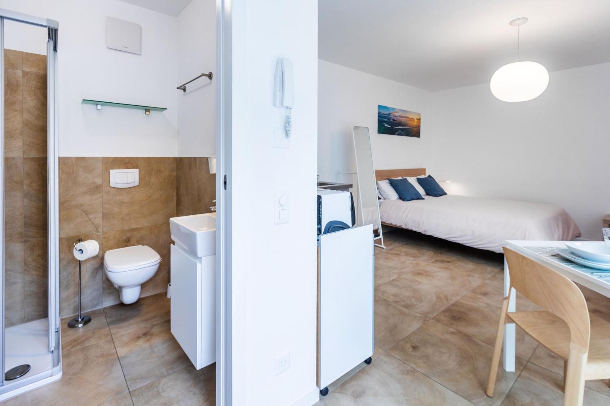 Easy Flat Vezia, Indipendent Entrance, Free Parking Lejlighed Lugano Værelse billede